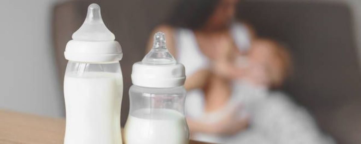 breastfeeding vs formula feeding